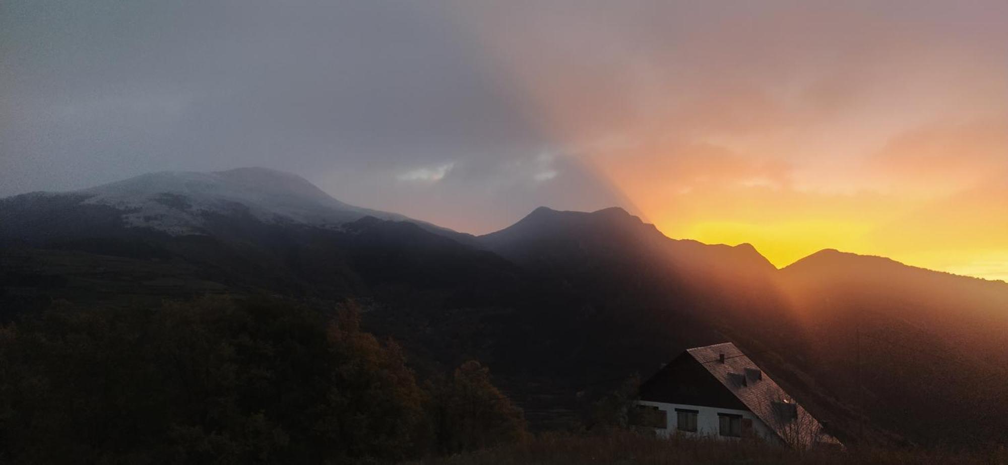 Hotel Terralta Campelles ภายนอก รูปภาพ